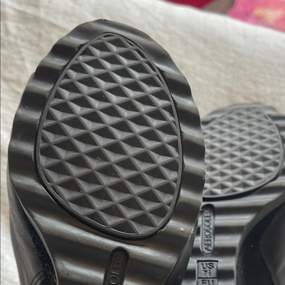 AEROSOLES Black Leather and suede Wedge Mules - Picture 6 of 7